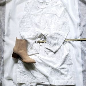 NWT Gap Long Sleeve Eyelet Tie-belt  Dress